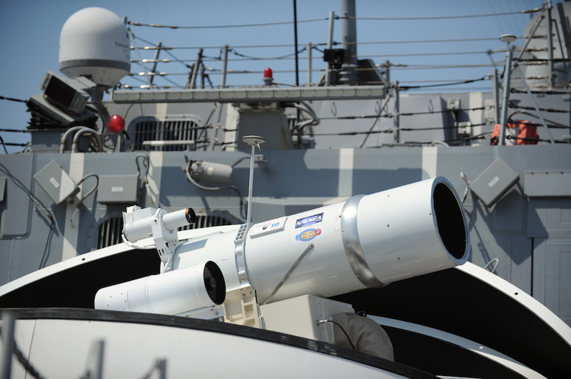 Illustration for article titled The US Navy is finally deploying giant lasers